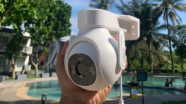 Pasang 8 CCTV — Grand Elty Krakatoa